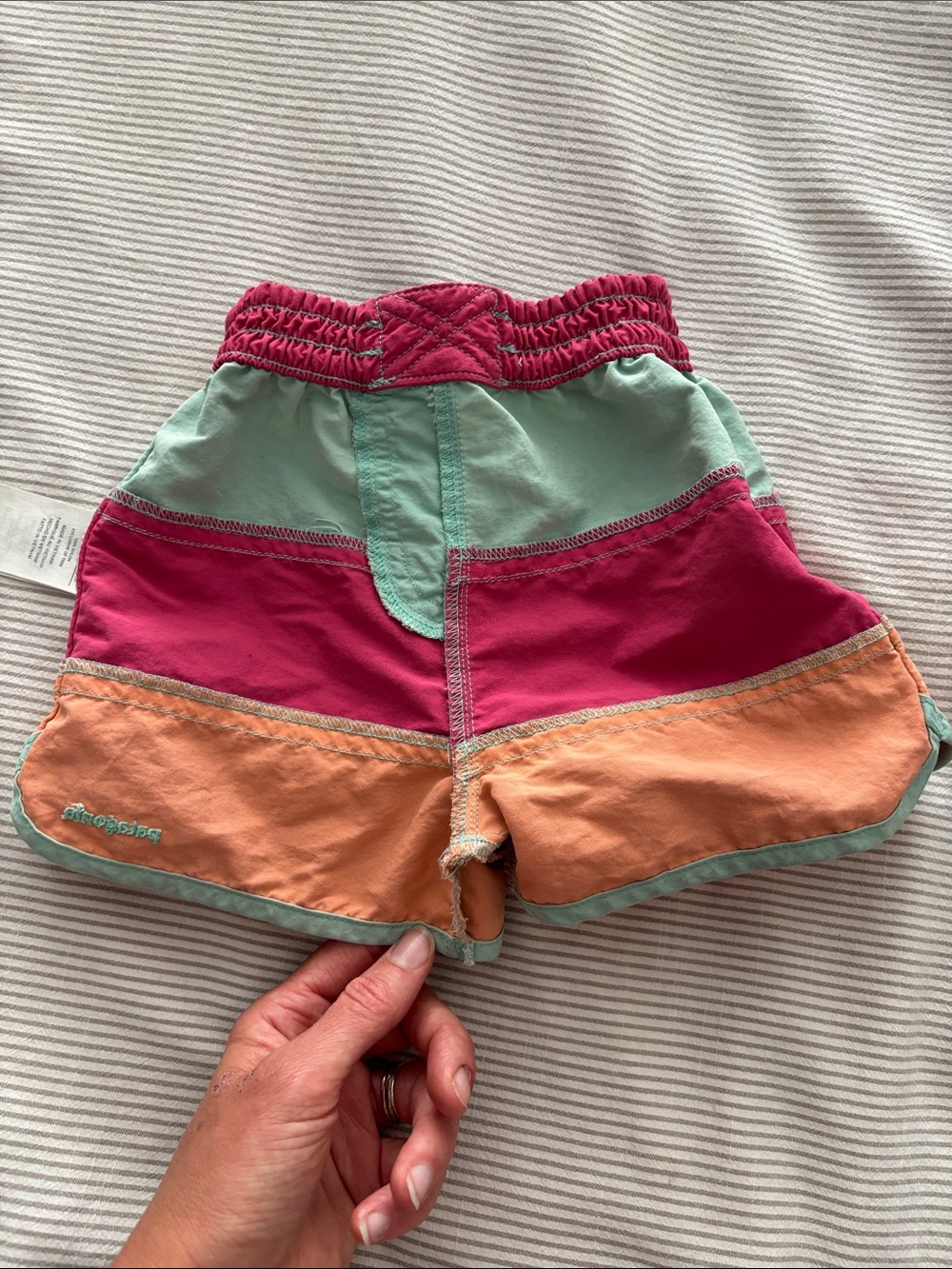 4T Patagonia Boy shorts - Picture 8 of 13